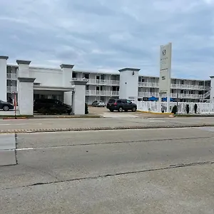 Oceans 2700 Hotel